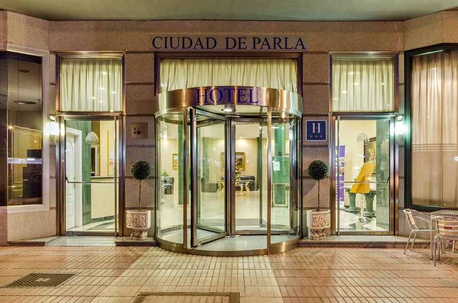 Checkin Madrid Parla 호텔 외부 사진